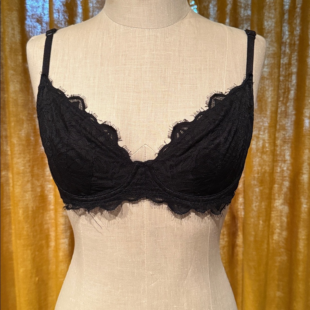 PINK Bra with Convertible Straps